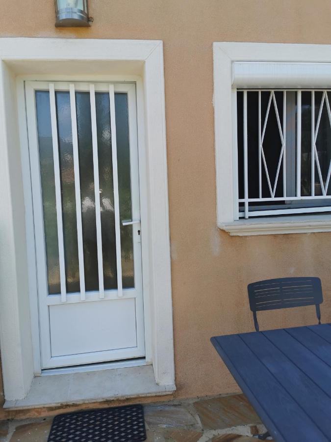 Ou Souleou Apartment Bormes-les-Mimosas Bagian luar foto
