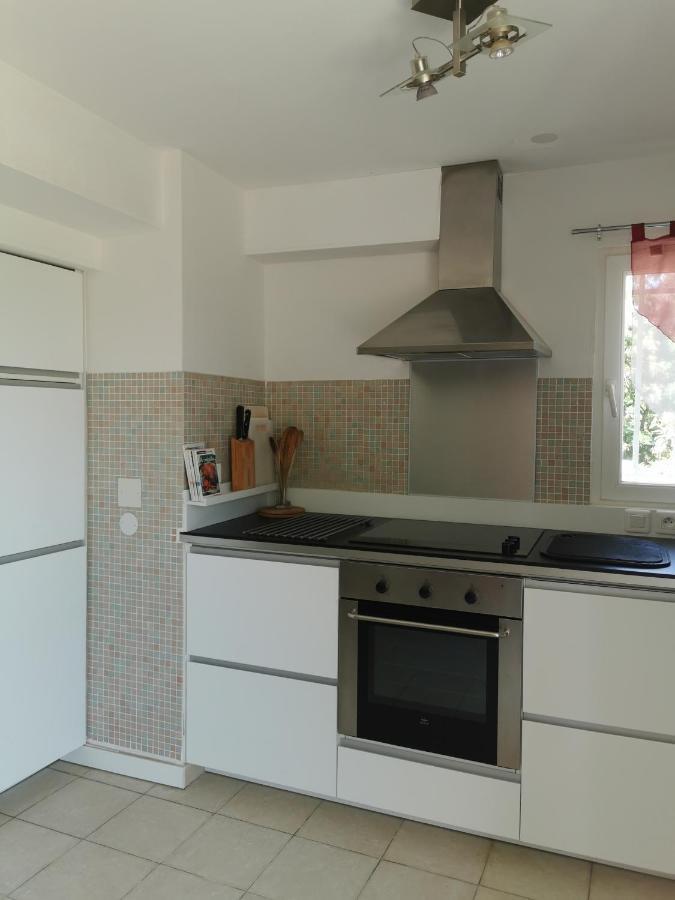 Ou Souleou Apartment Bormes-les-Mimosas Bagian luar foto